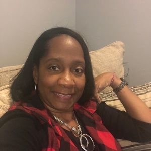 Meet your Posher, Faye